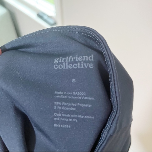 Girlfriend Collective Navy Blue Biker Shorts Small - Picture 5 of 7